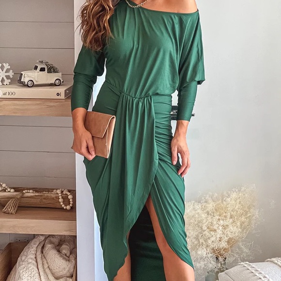 Hunter Green One Shoulder Ruched Dress NWT - Picture 2 of 2